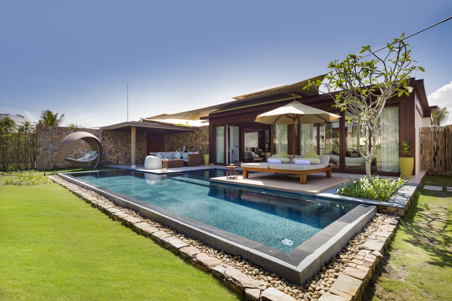 Fusion Cam Ranh Resort - Garden Pool Villa